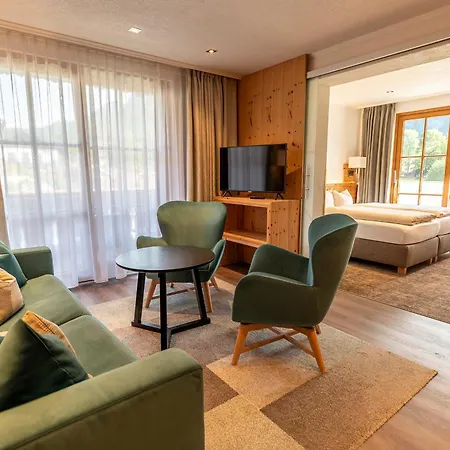 Arnika Garni Hotel